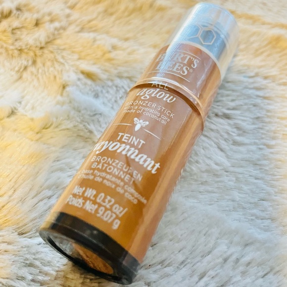 NWT- Burts Bees alglow bronzer - Picture 3 of 4